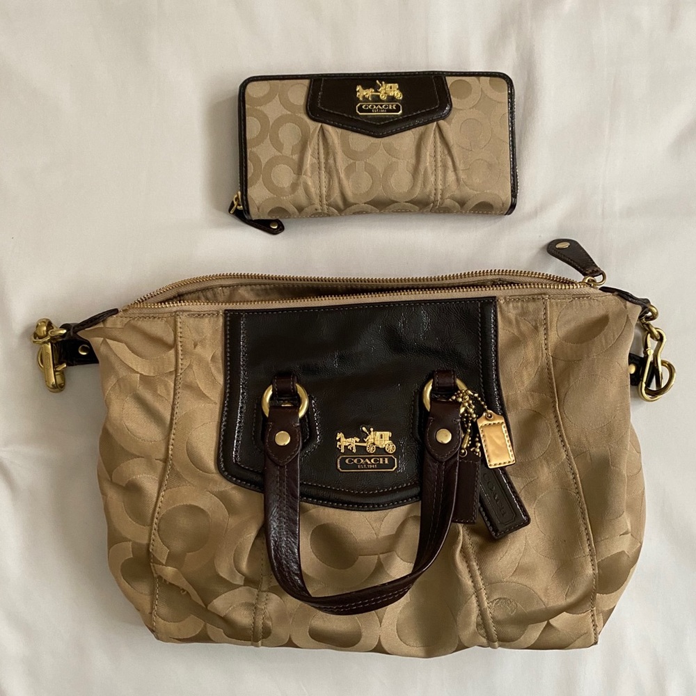 Coach Handbag & Wallet Set - Picture 2 of 6